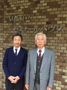 吉田理事長(右)と吉岡さん